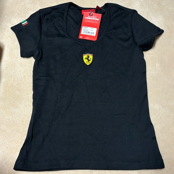Ferrari T-Shirt - Picture 1 of 4
